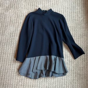 Zara Women’s size small, cute top, very good condition